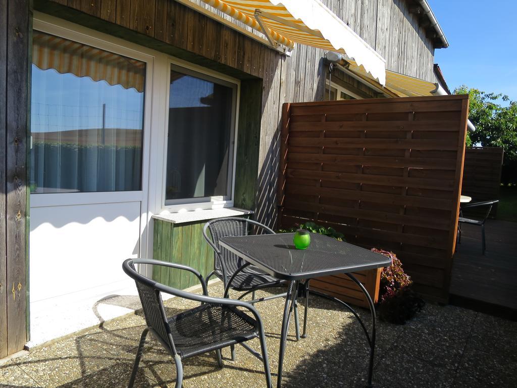 Pension Zum Wiesengrund Frauenhagen Exterior photo